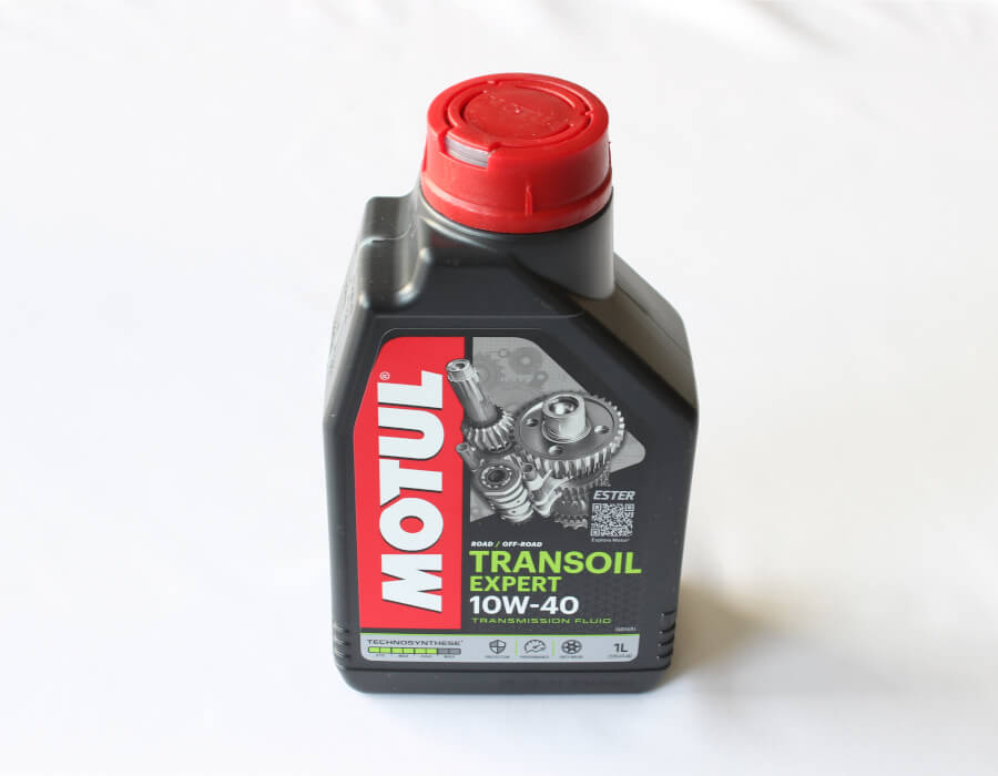 Motul_vaihteistooljy_10w-40_Transoil_osasynteettinen_www.le-store.fi_.jpg
