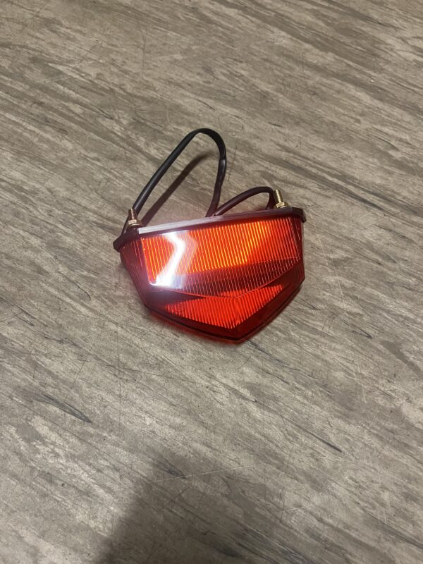 Led takavalo jarruvalolla (iso)