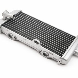 Jäähdytin Yamaha dt