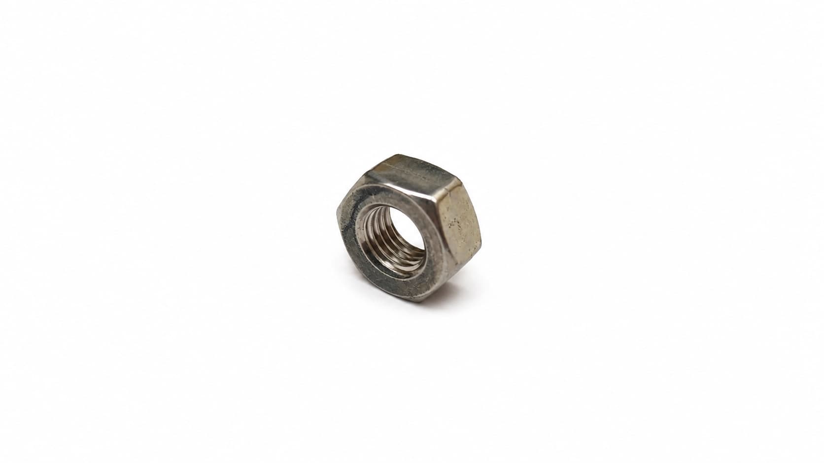 Kytkinkellon mutteri (M10x1.00mm), Yamaha skootterit